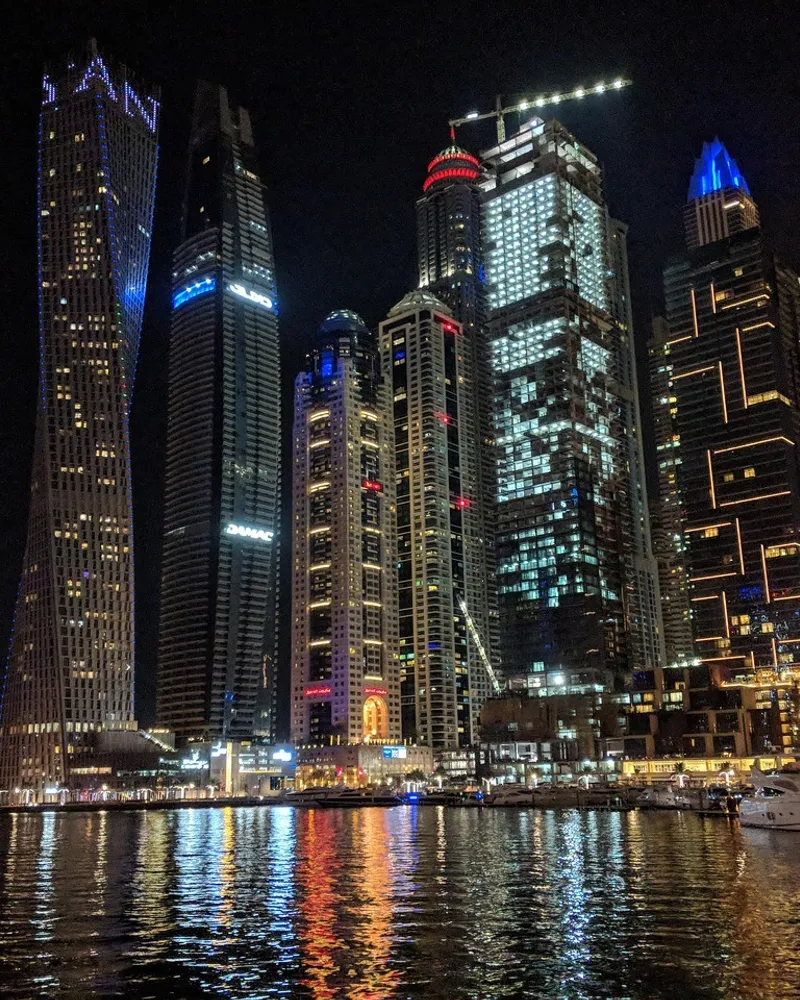 Uae 4429393 1280